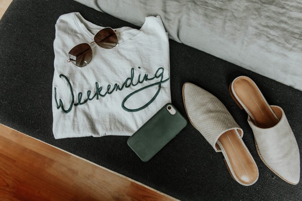 corinne kutz bw huljhifq unsplash